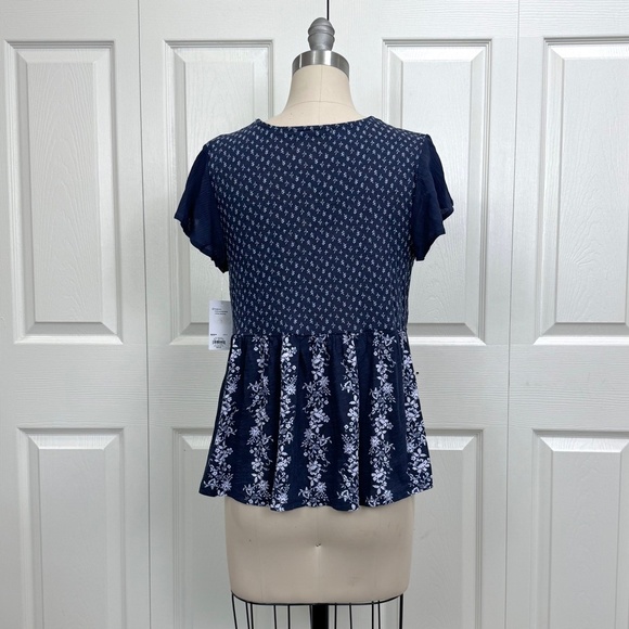 NWT - Women's Flowy Floral Babydoll Peplum Short Sleeve Top - NWT - Picture 5 of 9